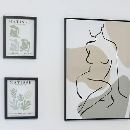 Bright 3br House Sleeps 7 Driveway Near Centre