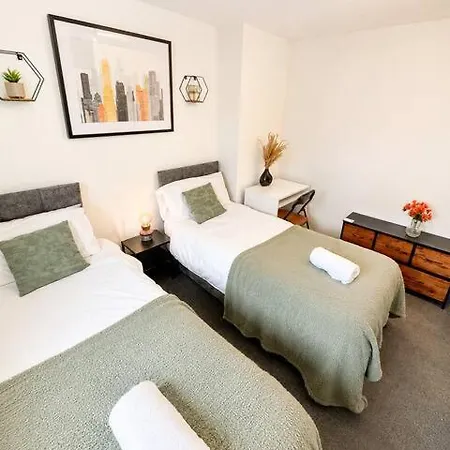 3br Retreat Sleeps 7 Driveway,near Centre Сasa de vacaciones Leeds (West Yorkshire)