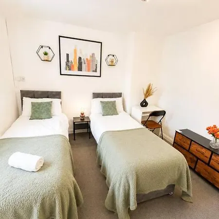 Сasa de vacaciones 3br Retreat Sleeps 7 Driveway,near Centre