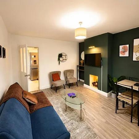 Сasa de vacaciones 3br Retreat Sleeps 7 Driveway,near Centre Leeds (West Yorkshire)