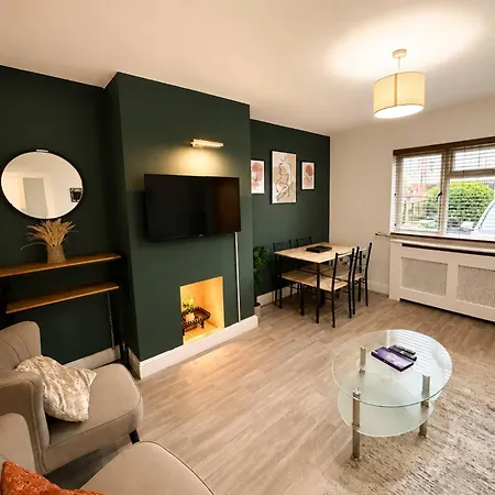 3br Retreat Sleeps 7 Driveway,near Centre Сasa de vacaciones Leeds (West Yorkshire)