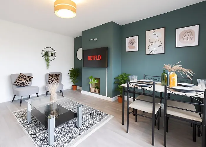 Σπίτι διακοπών Peaceful Oasis 3br Sleeps 7 Driveway Near Centre Λιντς